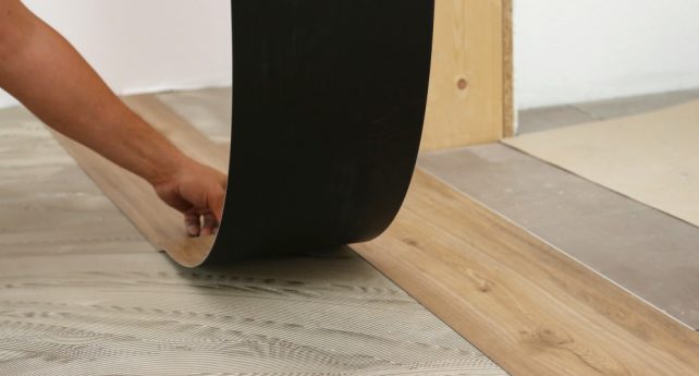 Vinyl Plank Flooring S, How Much Does It Cost To Hire Someone Install Vinyl Flooring