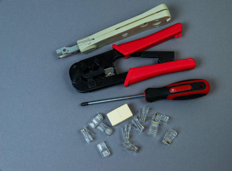 Understanding Phone Socket Wiring in Australia - Oneflare Blog